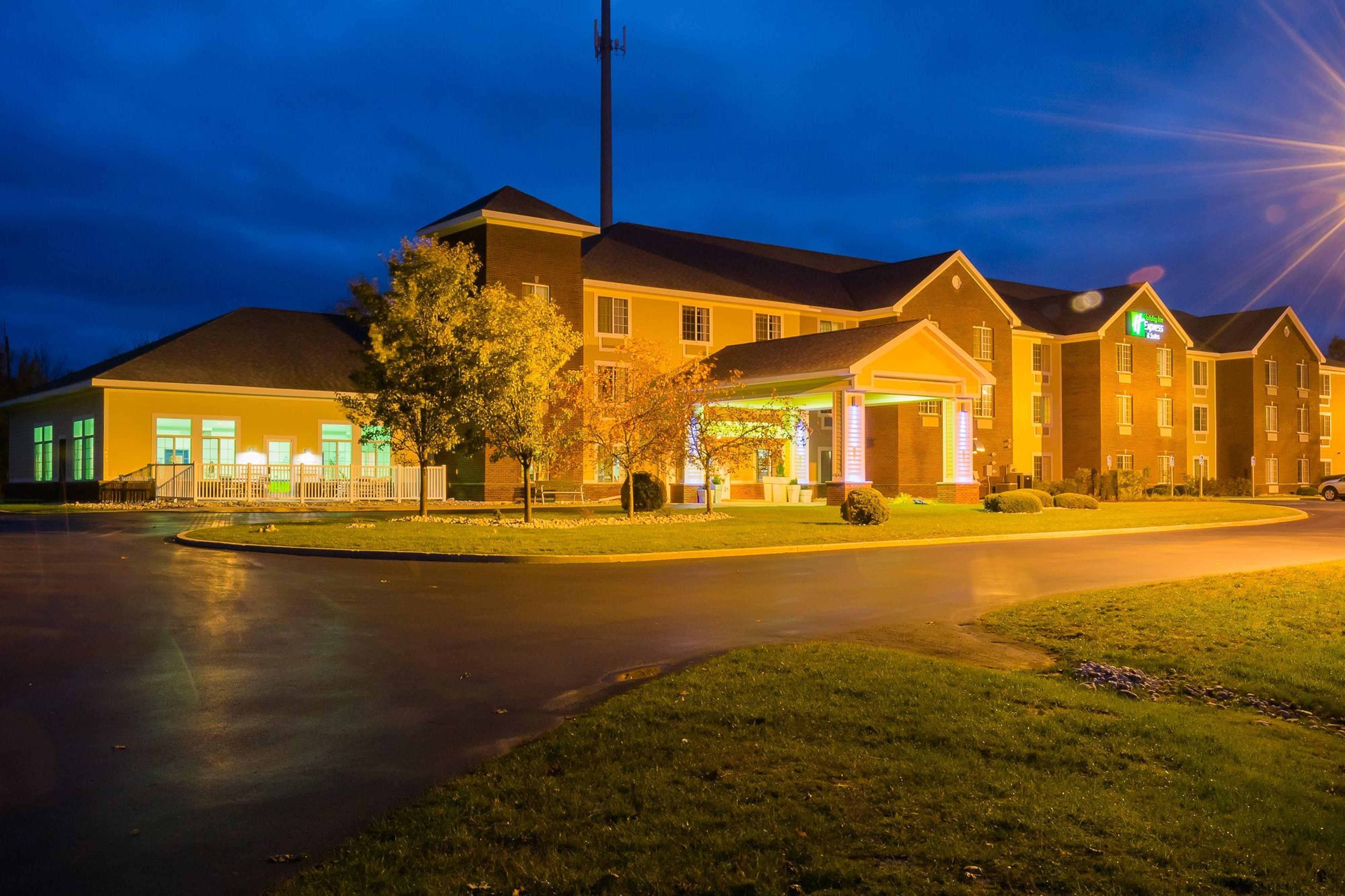 Holiday Inn Express Hotel & Suites Acme-Traverse City By Ihg Eksteriør bilde